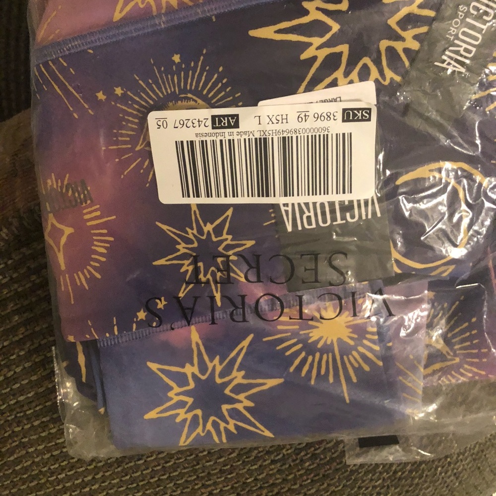 Victoria Sport leggings